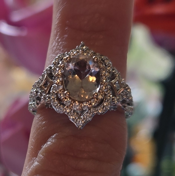 Enchanted Disney Aurora Engagement Ring size 4.5 - Picture 2 of 6